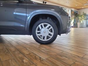 Toyota Urban Cruiser 1.5 Xi - Image 9