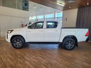 Toyota Hilux 2.4GD-6 double cab 4x4 Raider auto - Image 12
