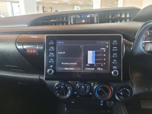 Toyota Hilux 2.4GD-6 double cab 4x4 Raider auto - Image 17
