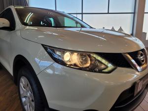 Nissan Qashqai 1.2T Visia - Image 2