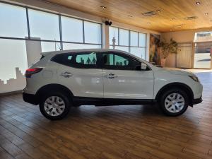 Nissan Qashqai 1.2T Visia - Image 8