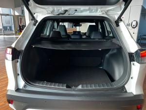 Toyota Corolla Cross 1.8 HEV XR - Image 12