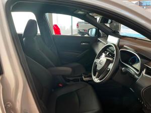 Toyota Corolla Cross 1.8 HEV XR - Image 15