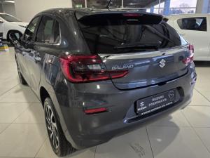 Suzuki Baleno 1.5 GLX auto - Image 4