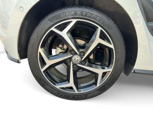 Volkswagen Polo hatch 1.0TSI Highline auto - Image 16
