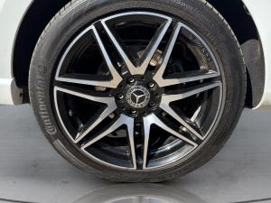Mercedes-Benz V-Class V300d Exclusive - Image 16