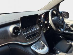 Mercedes-Benz V-Class V300d Exclusive - Image 21