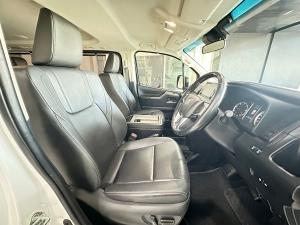 Toyota Quantum 2.8 LWB bus 6-seater VX Premium - Image 9