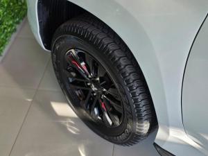 Mitsubishi Pajero Sport 2.4DI-D 4x4 - Image 7