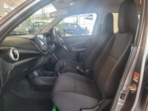 Toyota Vitz 1.0 XR manual - Image 12