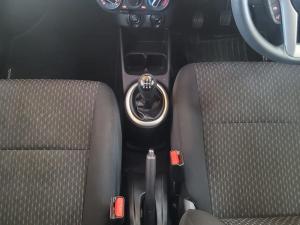 Toyota Vitz 1.0 XR manual - Image 14