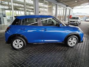 Suzuki Swift 1.2 GL+ auto - Image 8