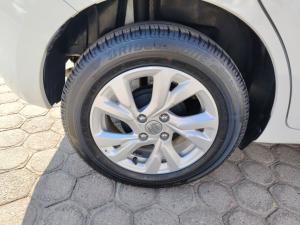 Suzuki Swift 1.2 GL+ auto - Image 14