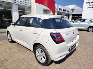 Suzuki Swift 1.2 GL+ auto - Image 31