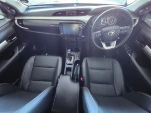 Toyota Hilux 2.8GD-6 double cab 4x4 Raider auto - Image 6