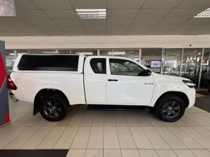 Toyota Hilux 2.4GD-6 Xtra cab Raider auto - Image 3