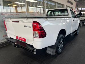 Toyota Hilux 2.4GD-6 single cab Raider manual - Image 2