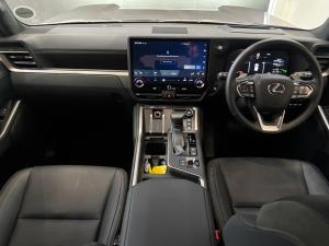 Lexus GX 550 Overtrail - Image 6