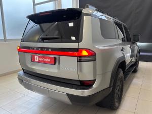 Lexus GX 550 Overtrail - Image 2