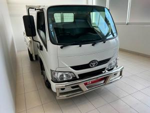 Toyota Dyna 150 chassis cab - Image 1