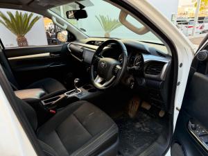 Toyota Hilux 2.8GD-6 double cab 4x4 Raider auto - Image 7