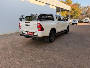 Toyota Hilux 2.8GD-6 double cab 4x4 Raider auto - Image 2