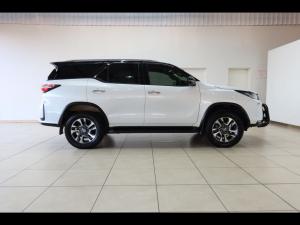 Toyota Fortuner 2.8GD-6 4x4 VX - Image 3