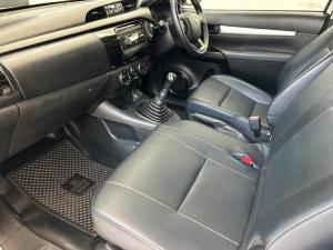 Toyota Hilux 2.4GD single cab S (aircon) - Image 7