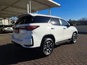 Toyota Fortuner 2.4GD-6 4x4 - Image 2