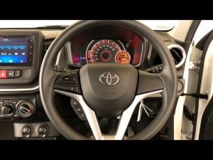 Toyota Vitz 1.0 XR manual - Image 8