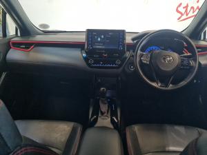 Toyota Corolla Cross 1.8 Hybrid GR-Sport - Image 6