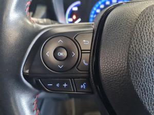 Toyota Corolla Cross 1.8 Hybrid GR-Sport - Image 9