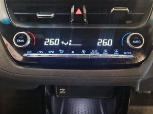 Toyota Corolla Cross 1.8 Hybrid GR-Sport - Image 15