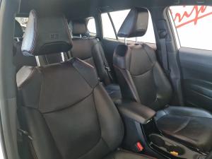 Toyota Corolla Cross 1.8 Hybrid GR-Sport - Image 16