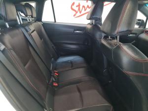 Toyota Corolla Cross 1.8 Hybrid GR-Sport - Image 17