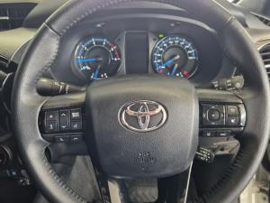 Toyota Hilux 2.8 GD-6 RB Legend automaticE/CAB - Image 8