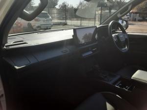 Toyota Hilux 2.8 GD-6 RB Raider X automaticXtra Cab - Image 7