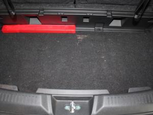 Suzuki Ertiga 1.5 GA - Image 8