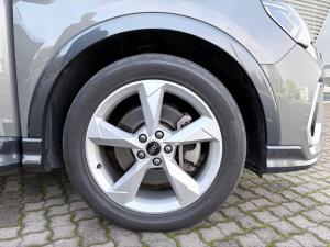 Audi Q3 Sportback 40 Tfsi FSI Quat Stron S Line - Image 11