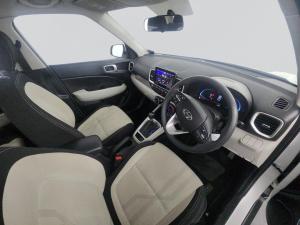 Hyundai Venue 1.0 Tgdi Motion DCT - Image 9