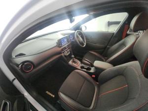 Hyundai Kona 2.0 Executive automatic - Image 6