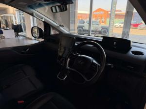 Hyundai Staria 2.2D Executive automatic - Image 11