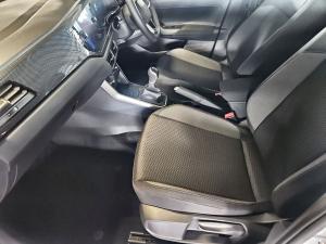 Volkswagen Polo hatch 1.0TSI Life manual - Image 13