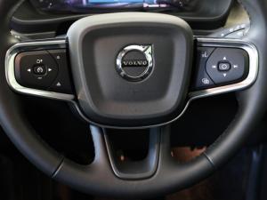 Volvo XC40 B4 Plus Dark - Image 15