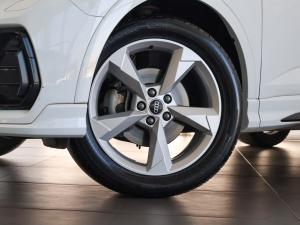 Audi Q3 Sportback 35TFSI S line - Image 3