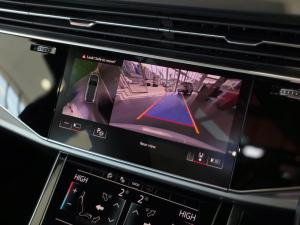 Audi Q7 45TDI quattro S line - Image 10