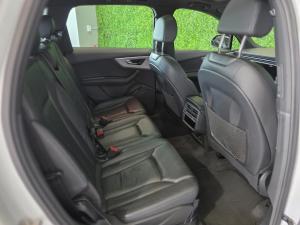 Audi Q7 45TDI quattro S line - Image 17