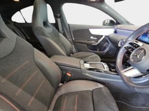 Mercedes-Benz CLA CLA200 Progressive - Image 14