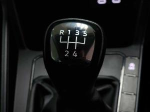 Volkswagen Polo hatch 1.0TSI Life manual - Image 19
