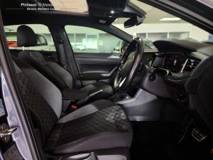 Volkswagen Polo hatch 1.0TSI R-Line - Image 26